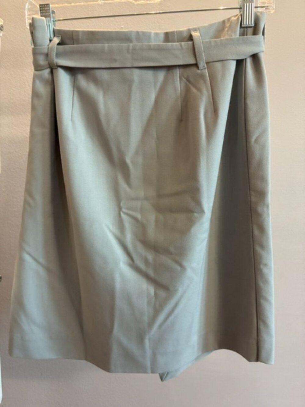 Amanda + Chelsea Stylish Gray Skirt, size 4 - Picture 4 of 5